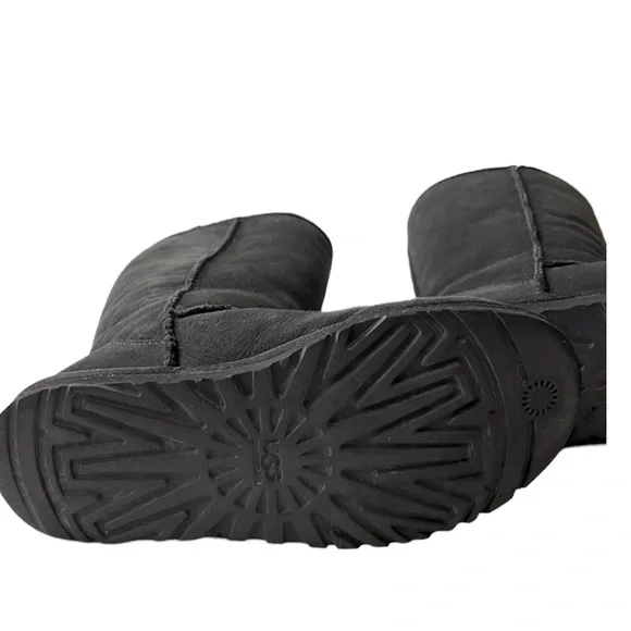 UGG Australia Classic Tall Boots, Black, size 6 - Picture 11 of 11